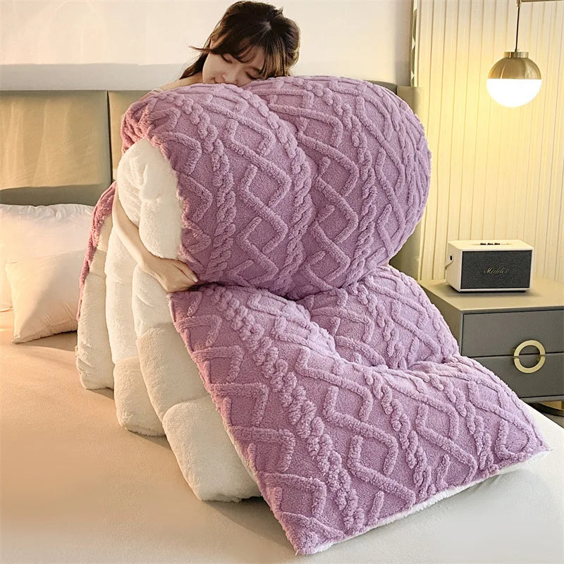 Double-Sided Velvet Quilt Blanket